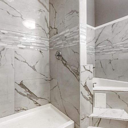 Апартаменты 5Br Penthouse Steps To The Streetcar & Fq Новый Орлеан Экстерьер фото